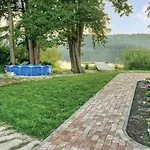 2 Bedroom Beautiful In