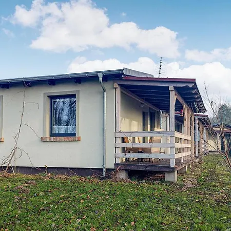 2 Bedroom Beautiful In Wilcze