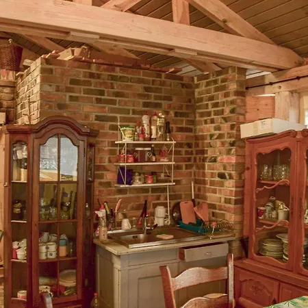 בית נופש 2 Bedroom Beautiful In Wilcze (Greater Poland)