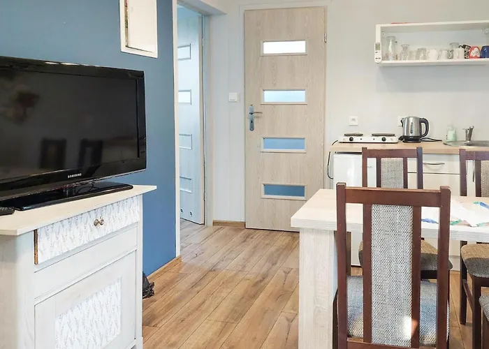 2 Bedroom Beautiful In בית נופש *